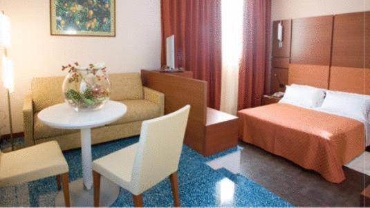 Hotel Mareschi Palace Novara Quarto foto